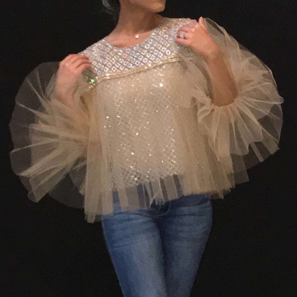 Designer ruffle blouse - Picture 4 of 14